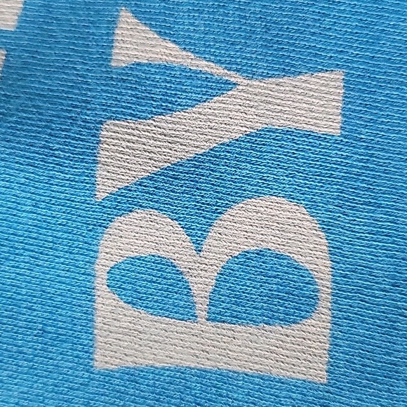 Old Navy "We rise by lifting each other" Sweatshirt EUC size M - Picture 2 of 8
